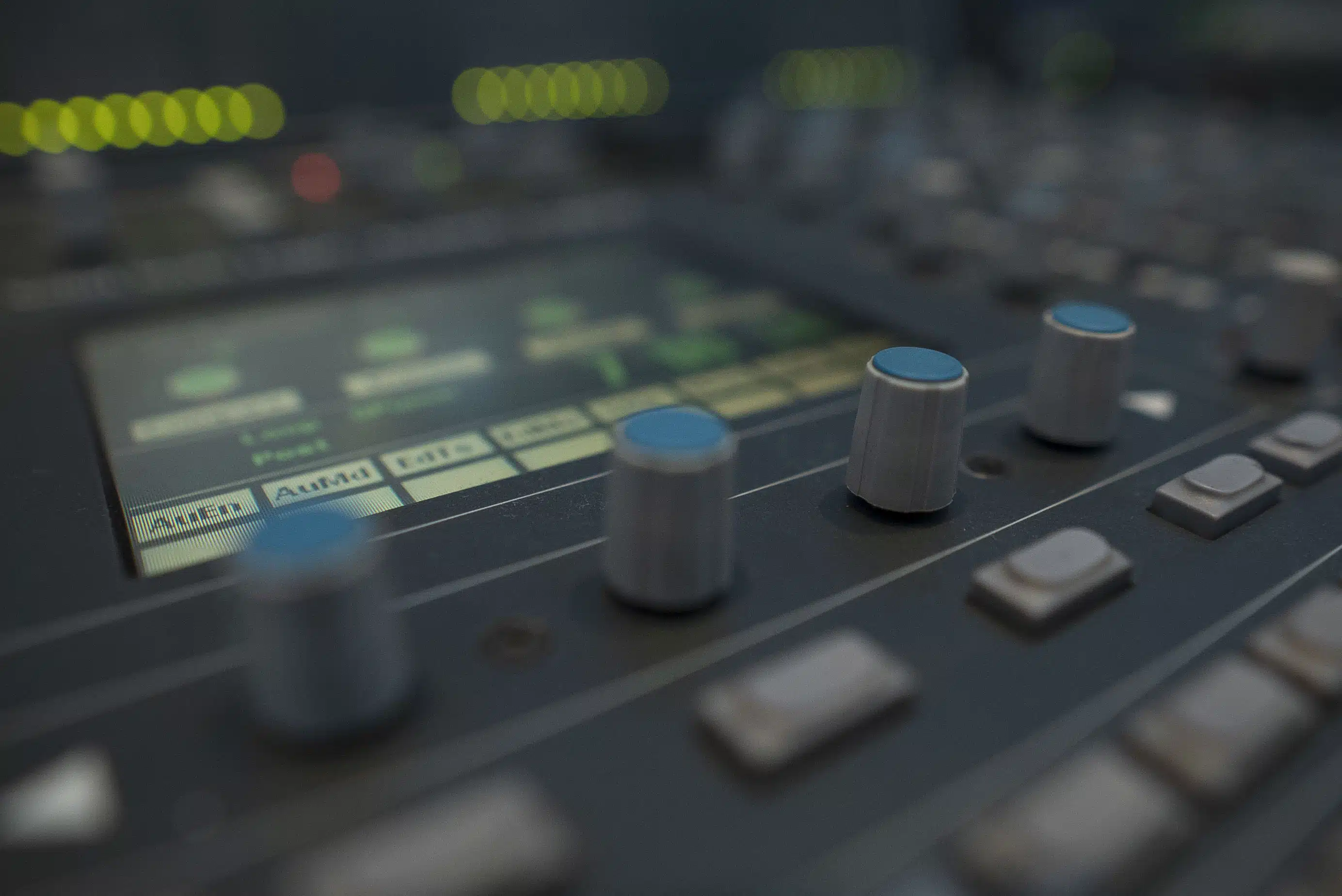 MASTERING SSL CONSOLE