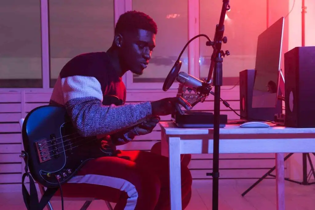 Artist with a mic.
